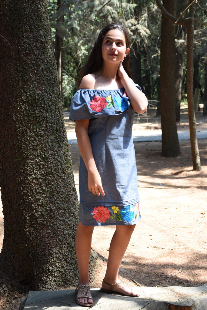 Embroidered blue linen clothes